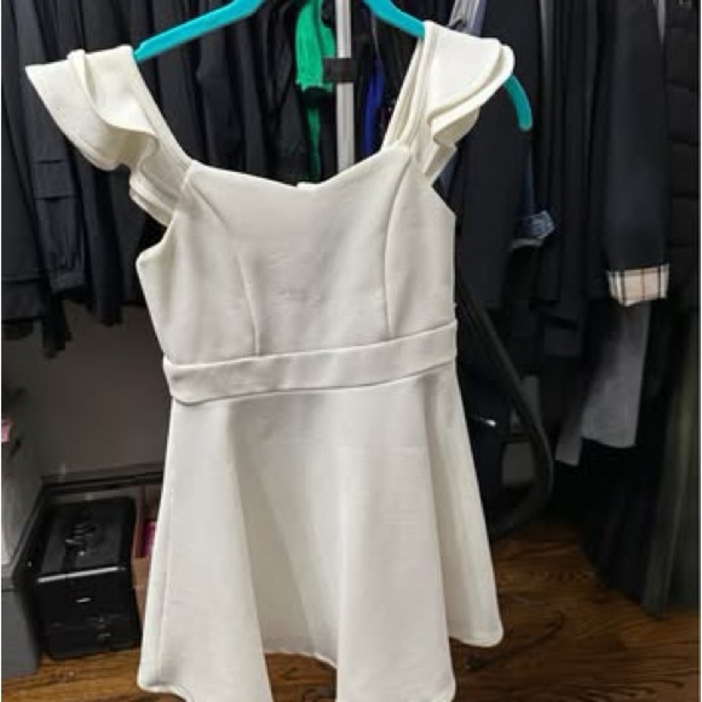 Elegant White Ruffle Sleeve Dress